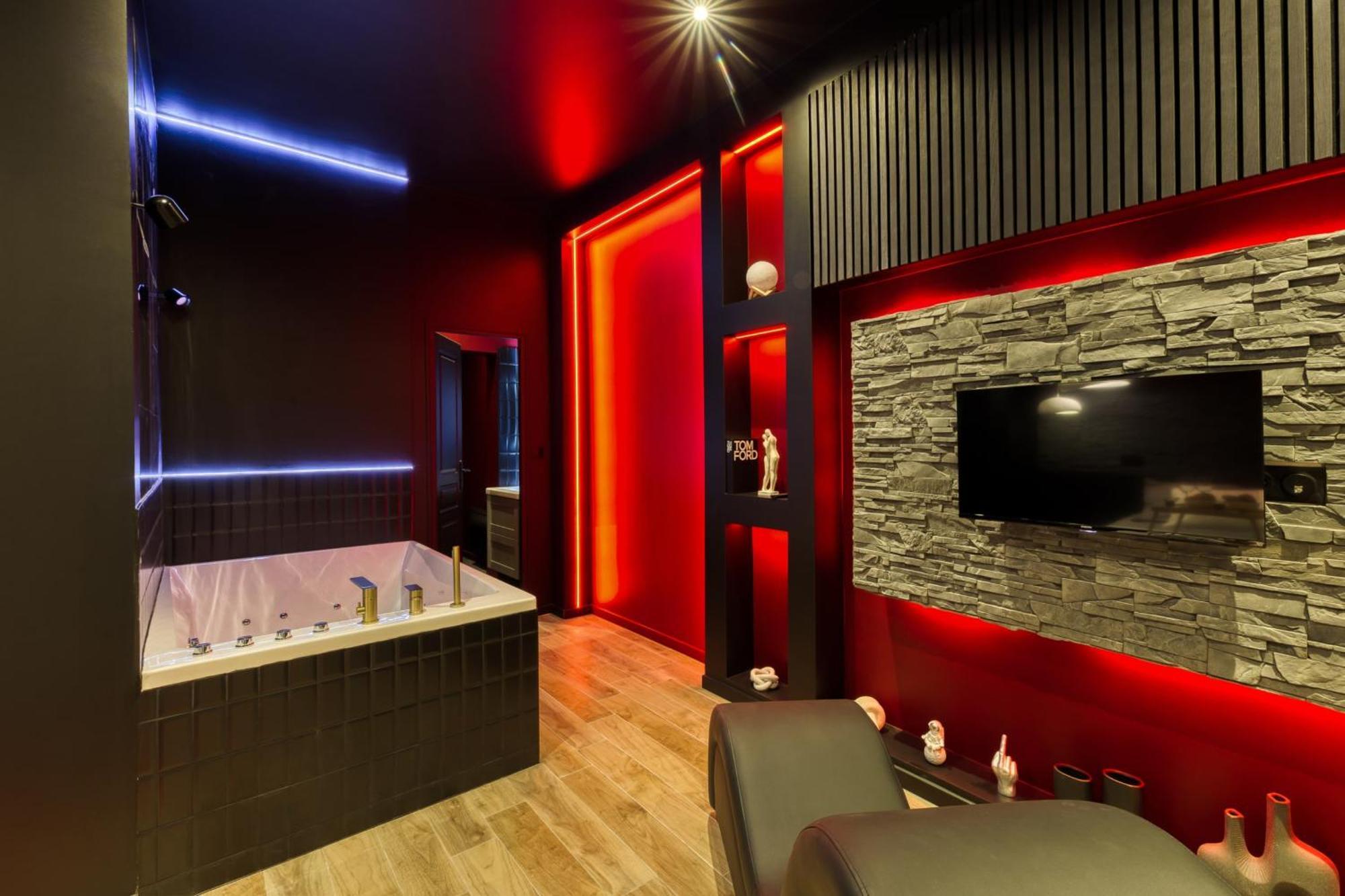 Suite Deluxe - Jacuzzi Мелён Экстерьер фото